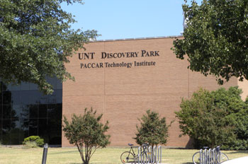 Unt Discovery Park Address Unt Faculty Leadership | Steve And Sarah Pogue